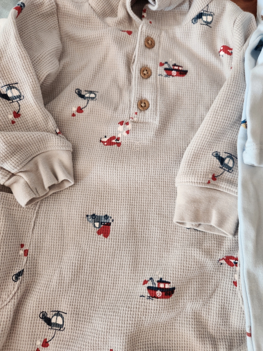 Carter's 3-6 Month Baby Lot - Cars, Weather, and Doggies - Picture 4 of 12